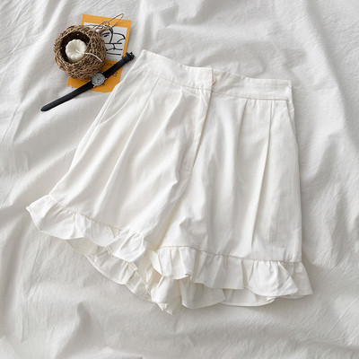 Дамски къс панталон с интересен набор в три цвята