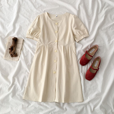 Női alkalmi ruha gombokkal