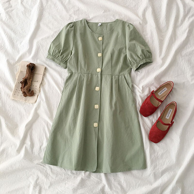 Női alkalmi ruha gombokkal