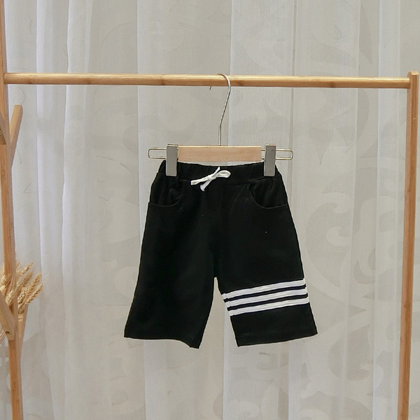 Napi gyermekkészlet fiúknak való alkalmazással