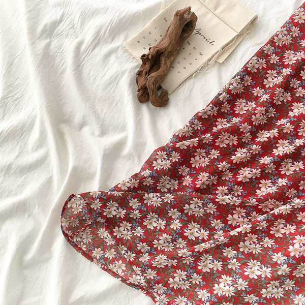 Virágmintás hosszú női szoknya