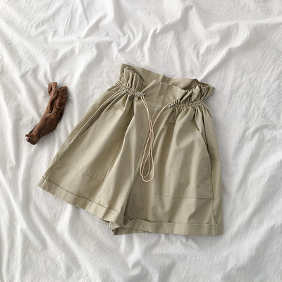 Alkalmi rövidnadrág derékkötővel