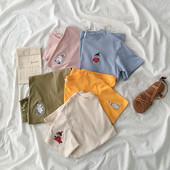 Καθημερινή μπλούζα με εφαρμογή σε διαφορετικά χρώματα