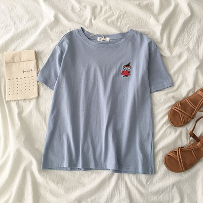 Καθημερινή μπλούζα με εφαρμογή σε διαφορετικά χρώματα