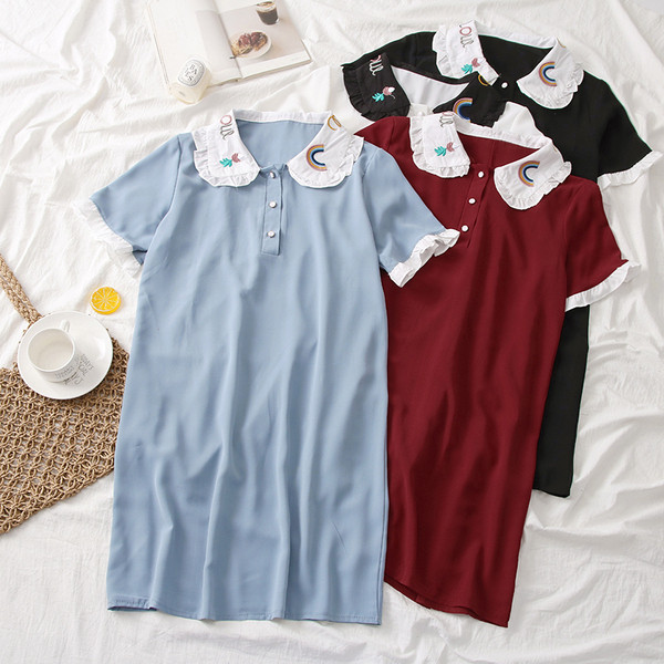 Alkalmi női ruha gombokkal, négy színben