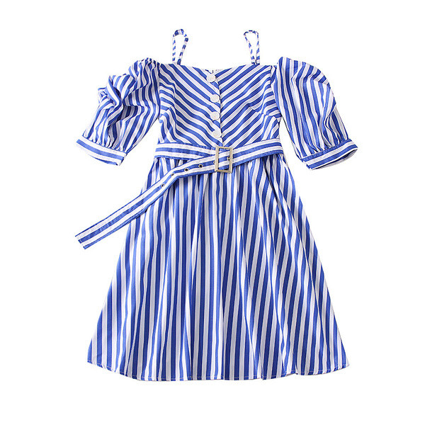 Rochie elegantă de damă cu dungi în roșu și albastru