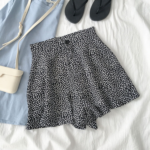 Női rövidnadrág magas derékkal