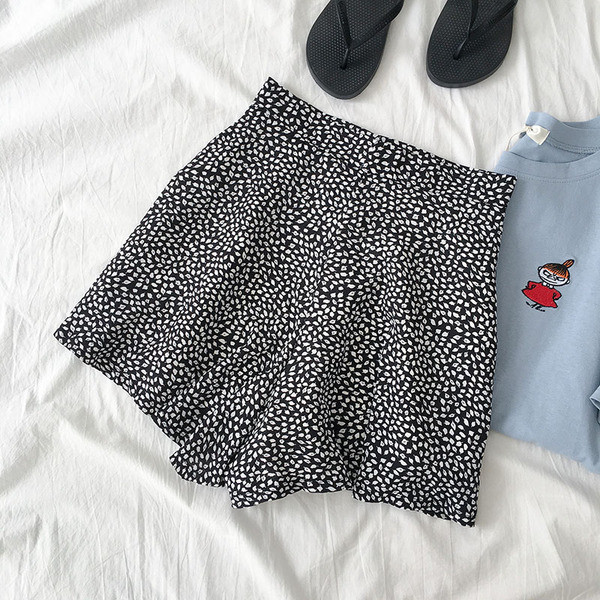 Női rövidnadrág magas derékkal