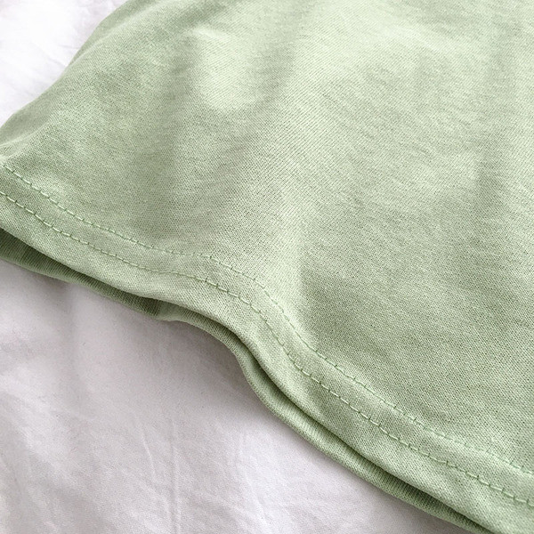 Póló különböző színekben 3D elemmel