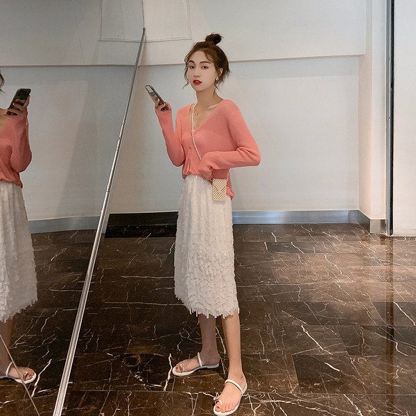 Aktuális női fehér szoknya