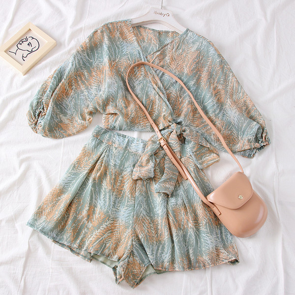 Modern női nadrág és blúz szett több színben