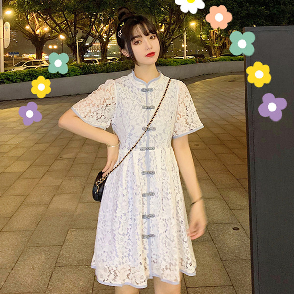 Modern női ruha rövid ujjal