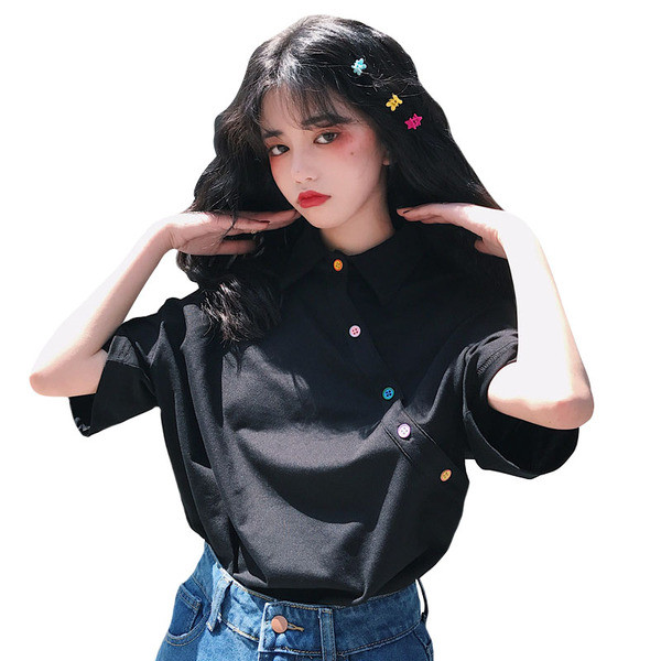 Női alkalmi póló színes gombokkal több színben