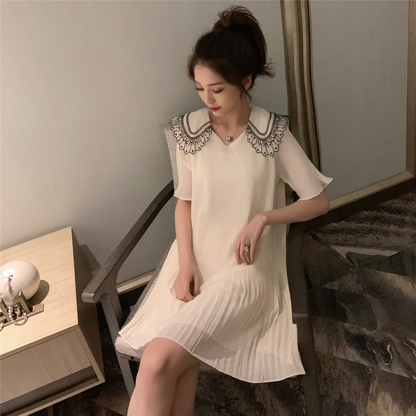 Finom női ruha 3/4 ujjal, három színben