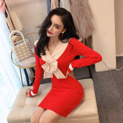 Rochie de dama cu maneci lungi si panglica pe decolteu