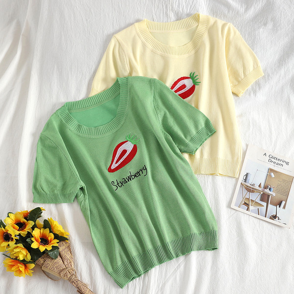 Γυναικείο T-shirt με διάφορα χρώματα