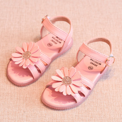 Gyerekszandál lányoknak három színben 3D elemmel