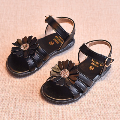 Gyerekszandál lányoknak három színben 3D elemmel