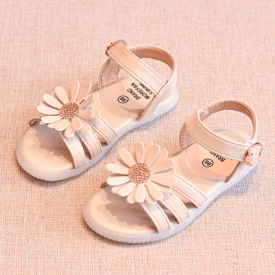 Gyerekszandál lányoknak három színben 3D elemmel