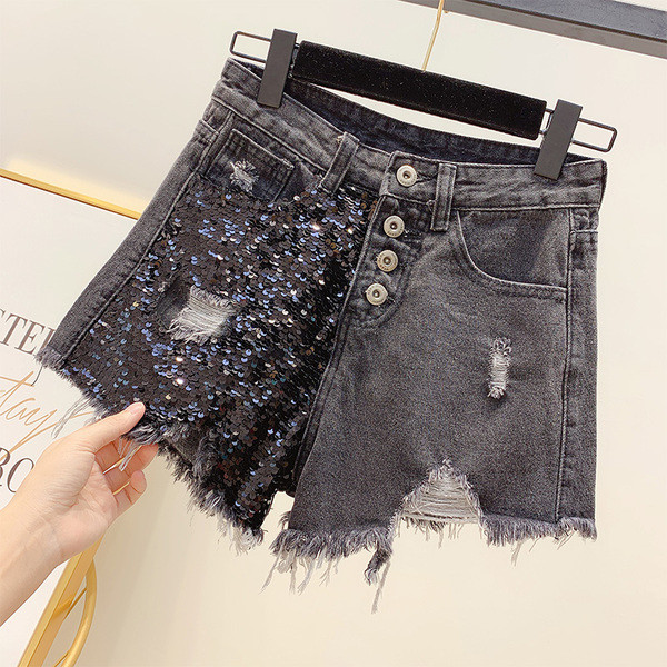 Női rövid farmer fekete és flitter díszítéssel