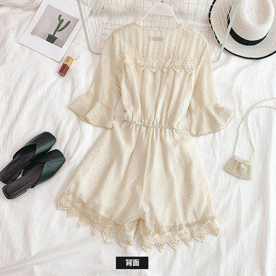 Salopeta de dama cu maneci lotus si element din dantela