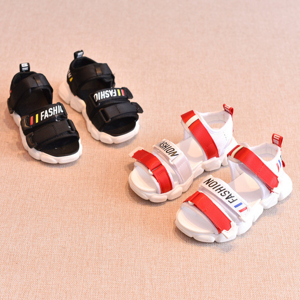 Alkalmi gyerekszandál fiúknak - két színben