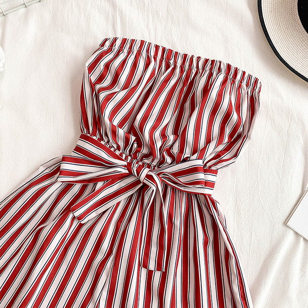 Női csíkos overall övvel