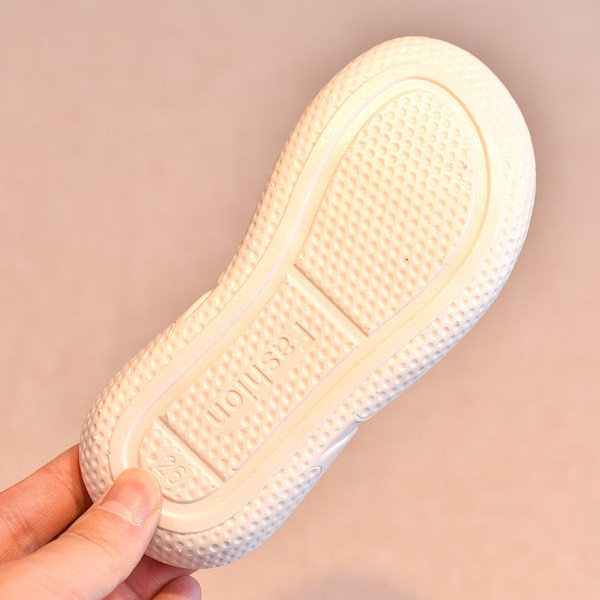 Modern gyerekpapucs lányoknak négy színben