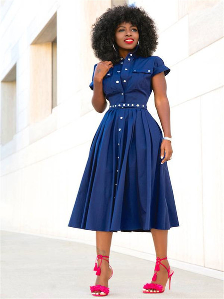 Modern női ruha modell rövid ujjú kék színben