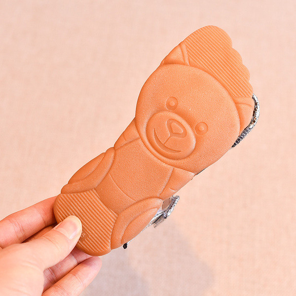 Gyermek modern szandál lányoknak - három színben