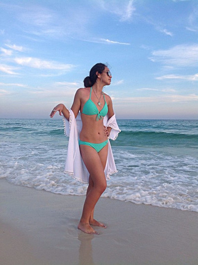 Női pareo bojttal három színben