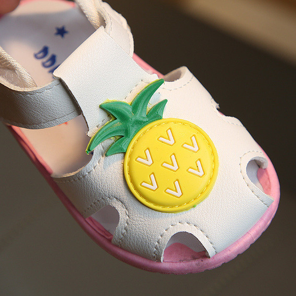 Sandale pentru copii alb și roz - pentru fete