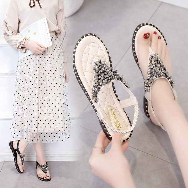 Alkalmi női szandál kövekkel fehér és fekete színben