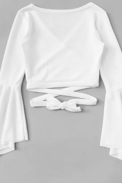 Stílusos női blúz rövid modell lótusz ujjú négy színben