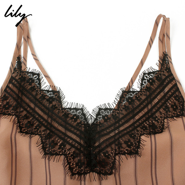 Modern női felső, vékony pántokkal és csipkével, két színben