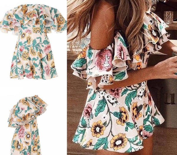 Nyári női overál csupasz vállval, virágmintával