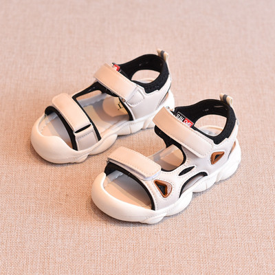 Gyermek szandál három színben - fiúknak és lányoknak