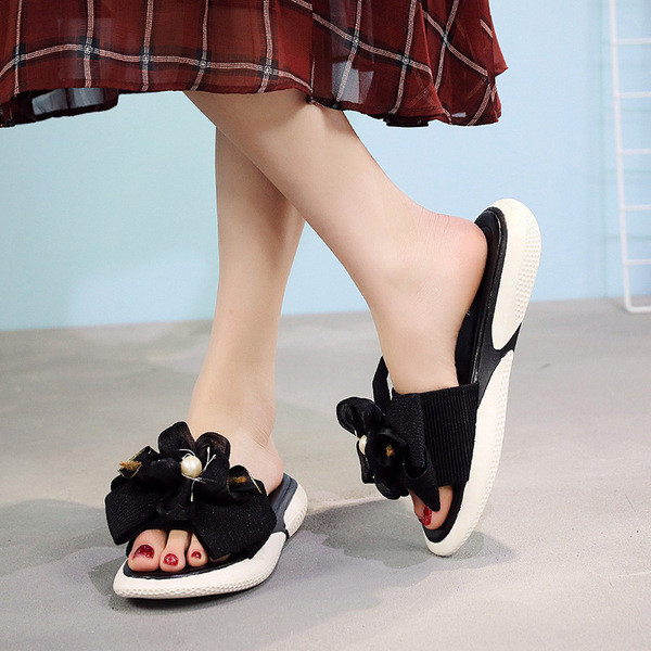 Papuci moderni de dama cu element 3D si perle in mai multe culori