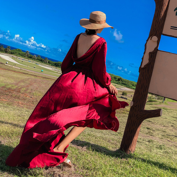 Strandruha transzferrel és derekán megkötős bordó színben