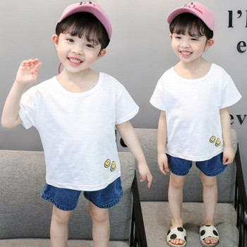 Детска ежедневна тениска в бял цвят с апликация за момичета