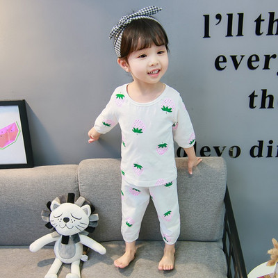 Gyerek pizsama lányoknak fehér és rózsaszín színben