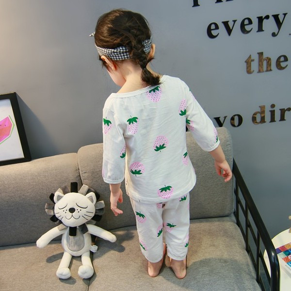 Gyerek pizsama lányoknak fehér és rózsaszín színben