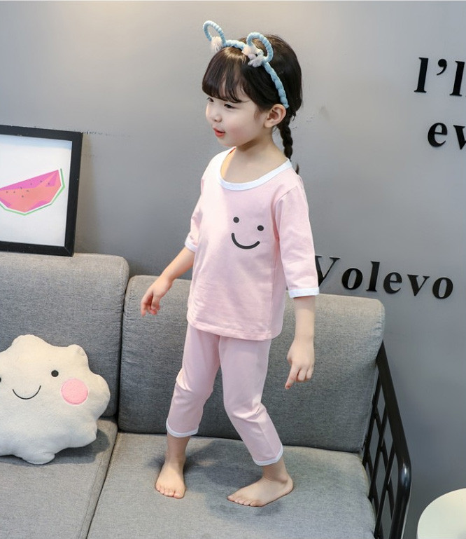 Gyermek pizsama lányoknak három színben rátéttel