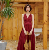 Rochie de plajă cu bretele și spate gol în visiniu și albastru