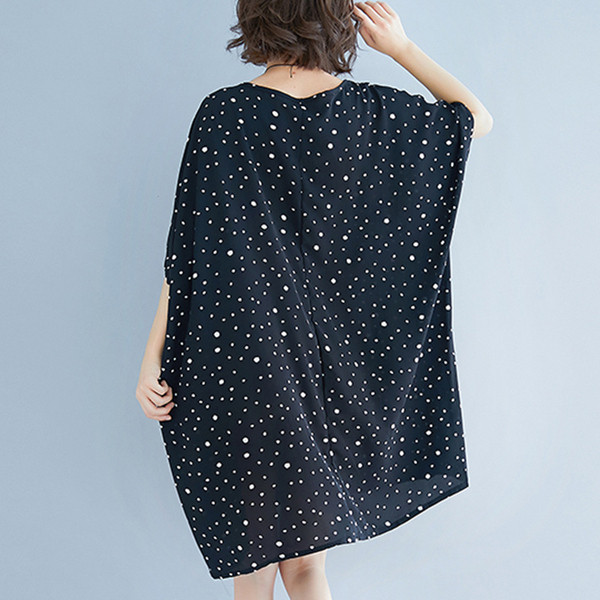 Ежедневна дамска рокля  широк модел в черен цвят 