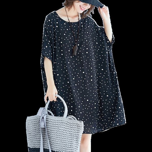 Ежедневна дамска рокля  широк модел в черен цвят 