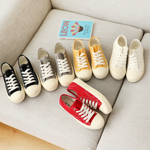 Μοντέρνα γυναικεία αθλητικά πάνινα παπούτσια  με δεσμούς σε διαφορετικά χρώματα