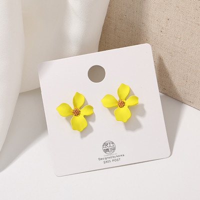 Cercei moderni de dama in forma de floare-trei culori