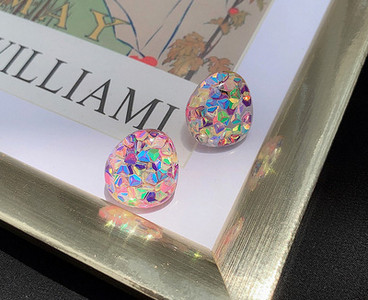 Дамски ежедневни обеци с камъни-два цвята