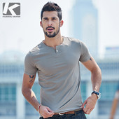 Мъжка ежедневна тениска с V - образна яка с копчета и къс ръкав